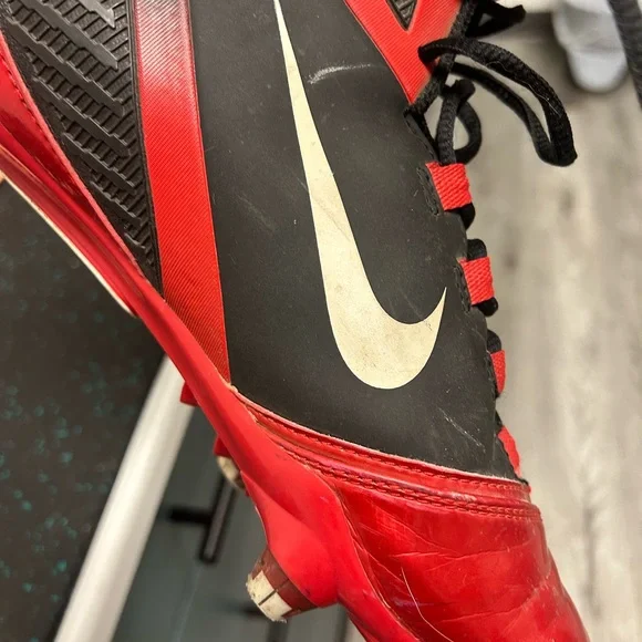 Nike Alpha Speed Football Cleats, Red/Black, Size 9 - Picture 10 of 11